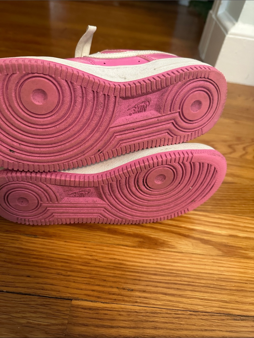 Nike Pink Girls Sneakers with White Laces, 3.5Y - Picture 5 of 6
